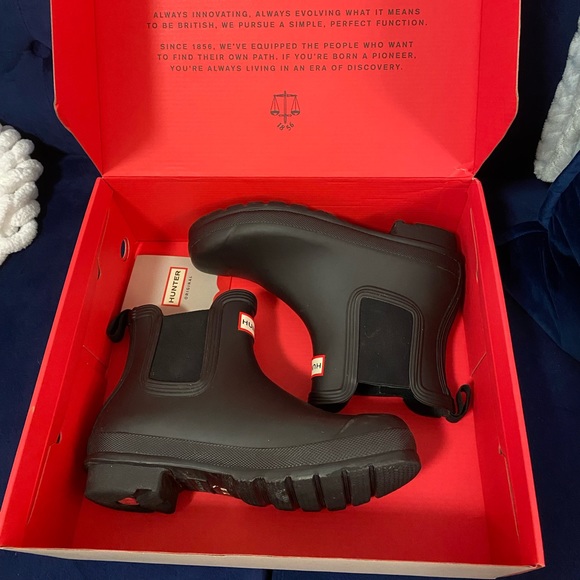 Hunter Shoes - Women’s 9 Black Hunter Boots